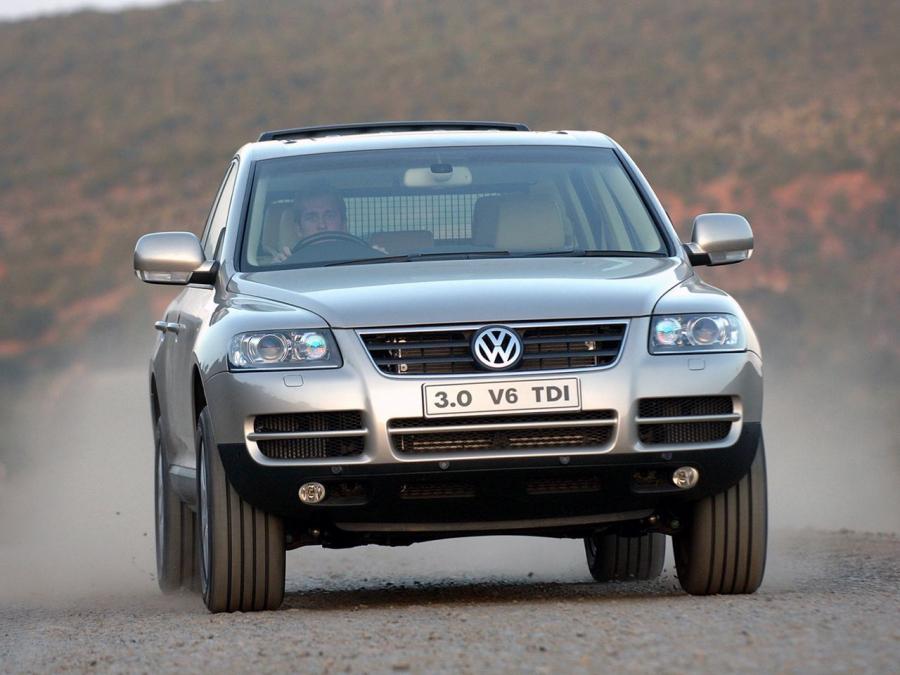  Volkswagen Touareg V6 TDi 2004 года  (ZA) (фото 3 из 11)